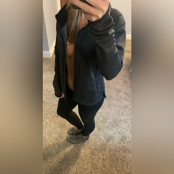 NF W’s Charcoal FZ Light Weight Jacket - Picture 3 of 8